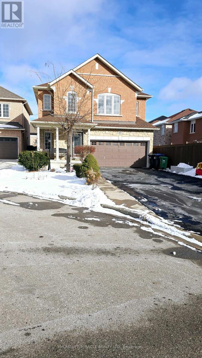 33 Atira Avenue, Brampton, Ontario  L7A 3V1 - Photo 2 - W11923590