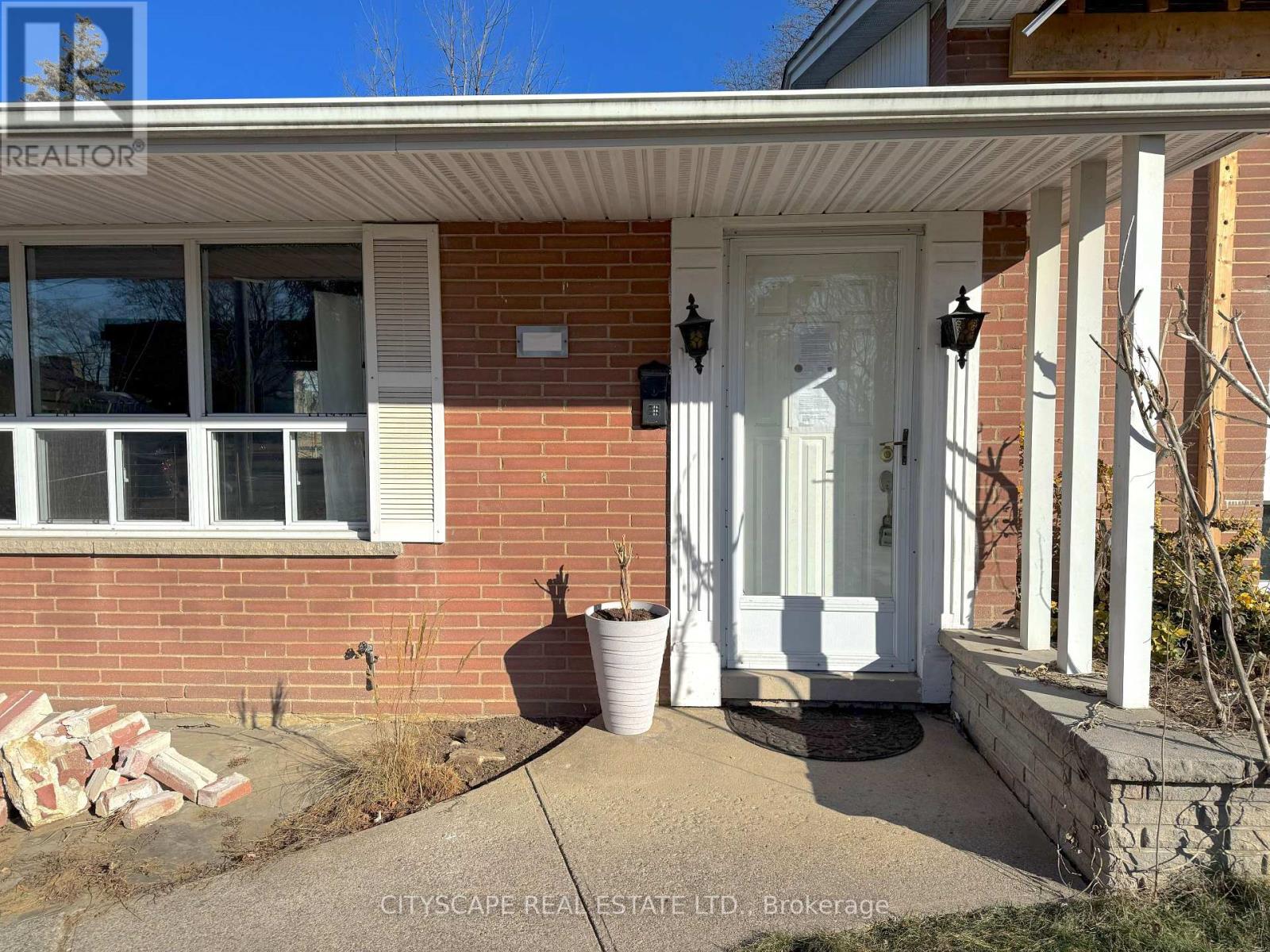 Property at 2231 SIDNEY DRIVE image 5