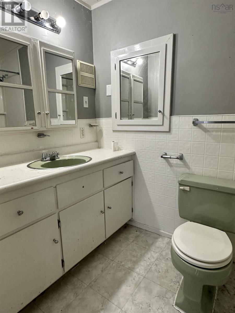 41 Bristol Avenue, Liverpool, Nova Scotia  B0T 1K0 - Photo 18 - 202500953