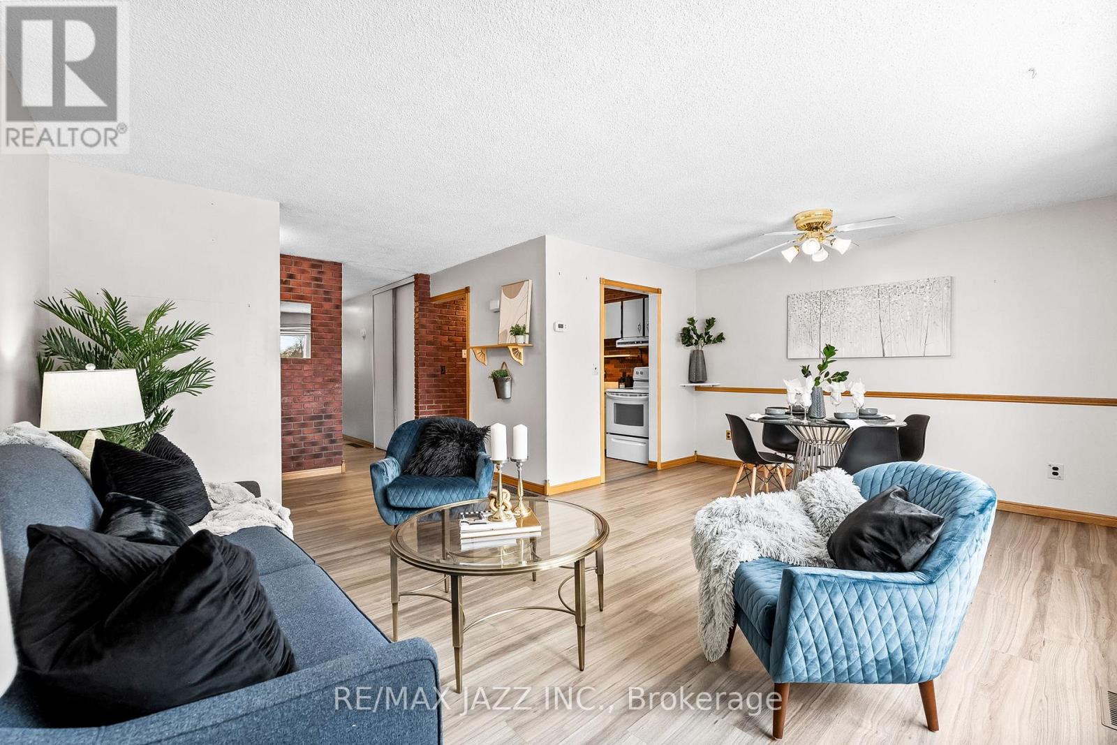 1072 Central Park Boulevard N, Oshawa, Ontario  L1G 7G8 - Photo 6 - E11928786