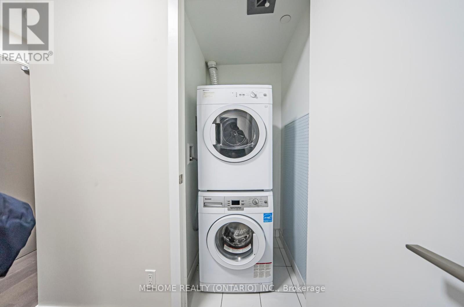 315 - 501 St. Clair Avenue W, Toronto, Ontario  M5P 0A2 - Photo 7 - C11928779