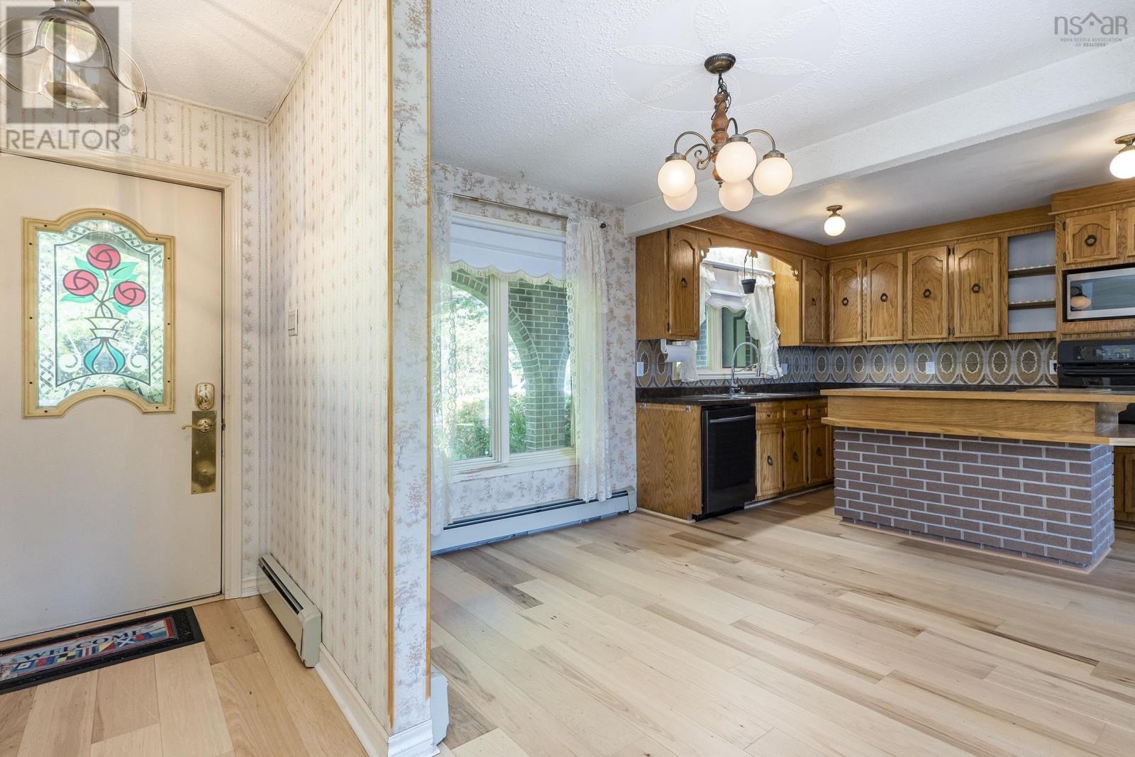 45 Karen Crescent, Porters Lake, Nova Scotia  B3E 1K3 - Photo 5 - 202501106