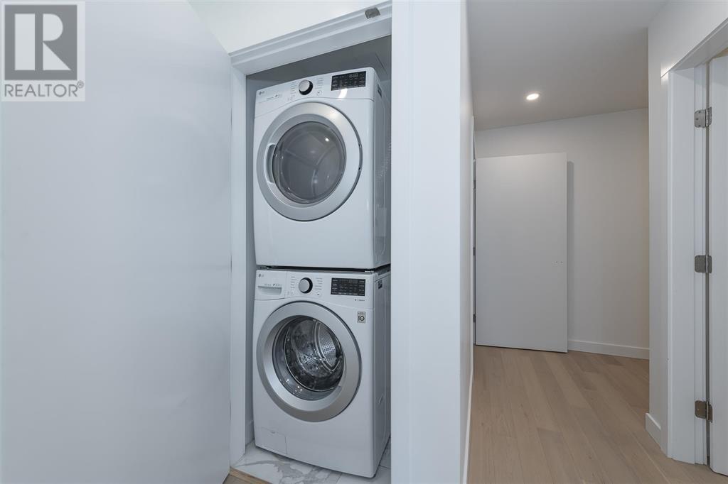 Listing Picture 13 of 18 : 208 4988 CAMBIE STREET, Vancouver / 溫哥華 - 魯藝地產 Yvonne Lu Group - MLS Medallion Club Member