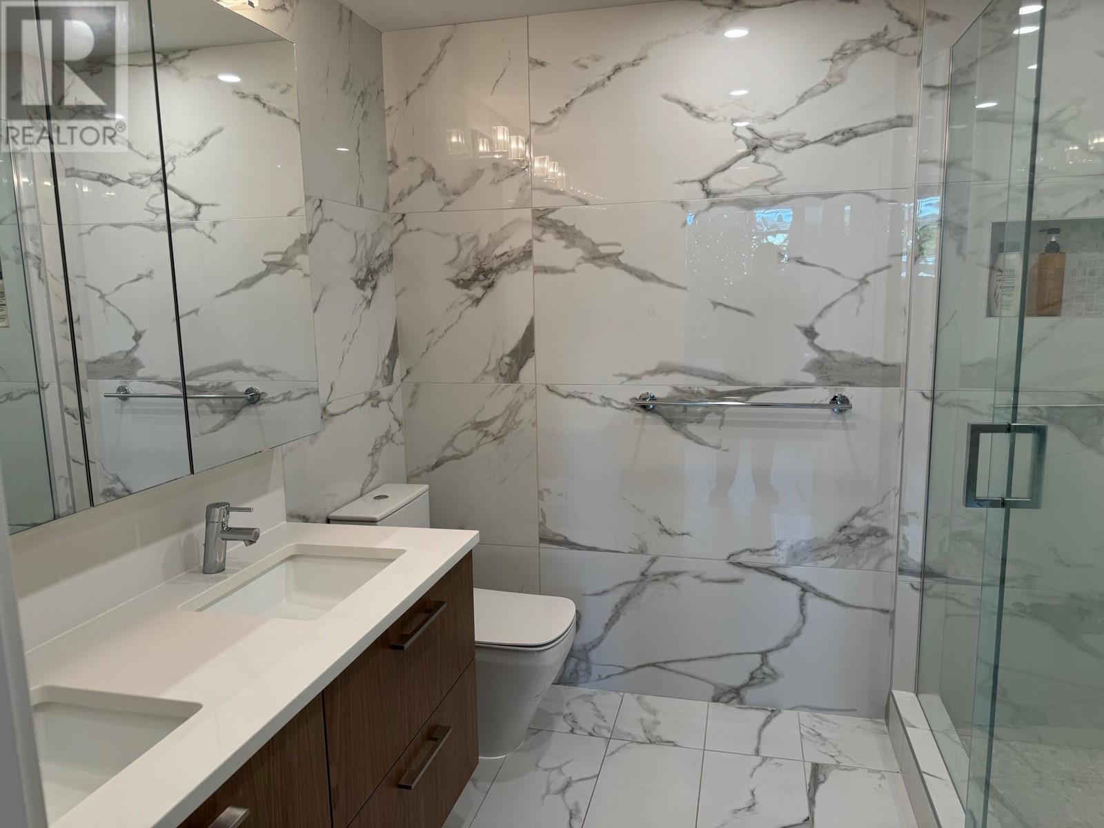 Listing Picture 11 of 18 : 208 4988 CAMBIE STREET, Vancouver / 溫哥華 - 魯藝地產 Yvonne Lu Group - MLS Medallion Club Member