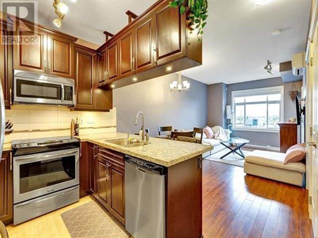 Property at 209 12655 190A STREET image 2