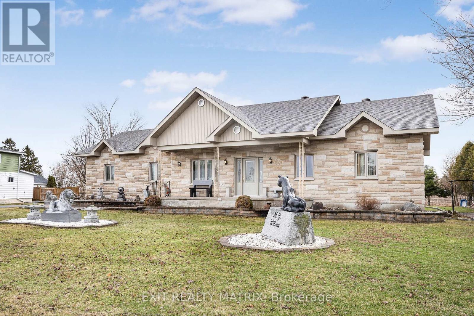 1854 Principale Street, Hawkesbury, Ontario  K0B 1A0 - Photo 2 - X11928860