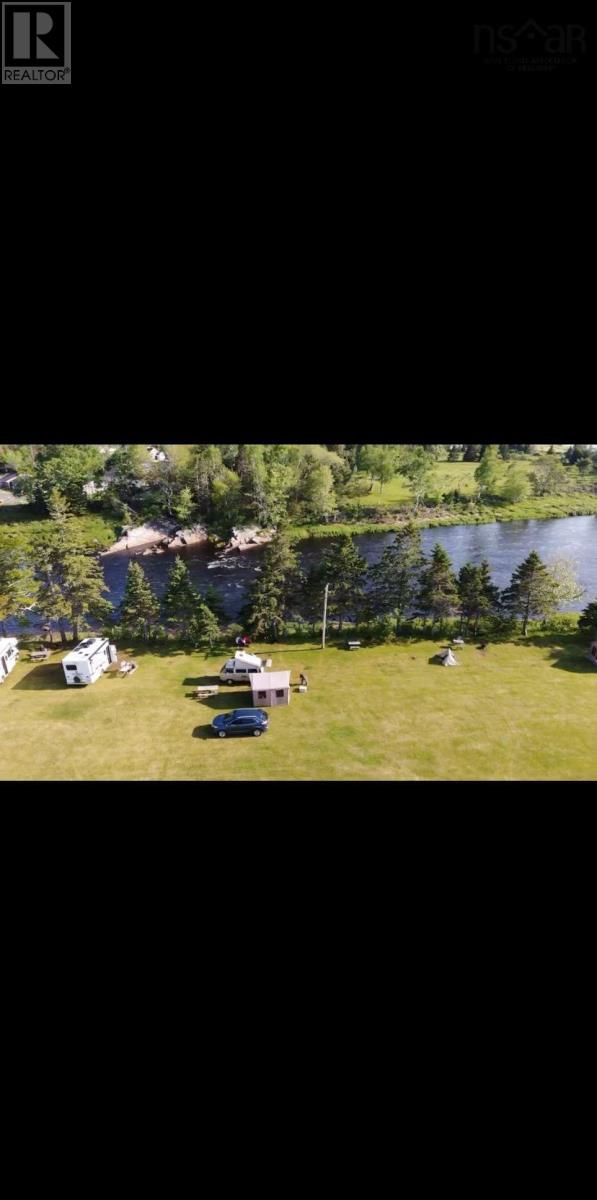 150 Hospital Road, Sherbrooke, Nova Scotia  B0J 3C0 - Photo 3 - 202500622