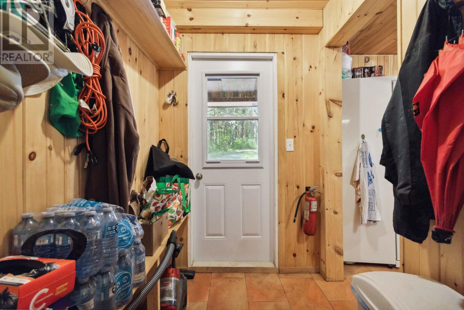 87 Edith's Point Road, South Brookfield, Nova Scotia  B0T 1K0 - Photo 11 - 202500734