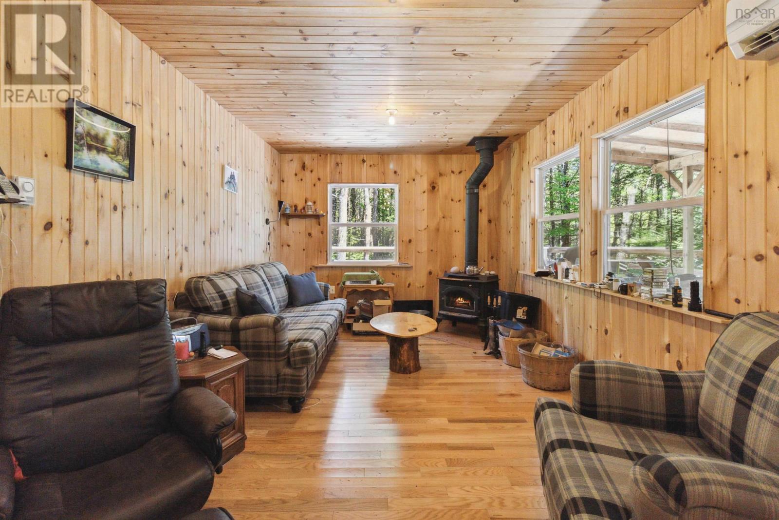 87 Edith's Point Road, South Brookfield, Nova Scotia  B0T 1K0 - Photo 14 - 202500734