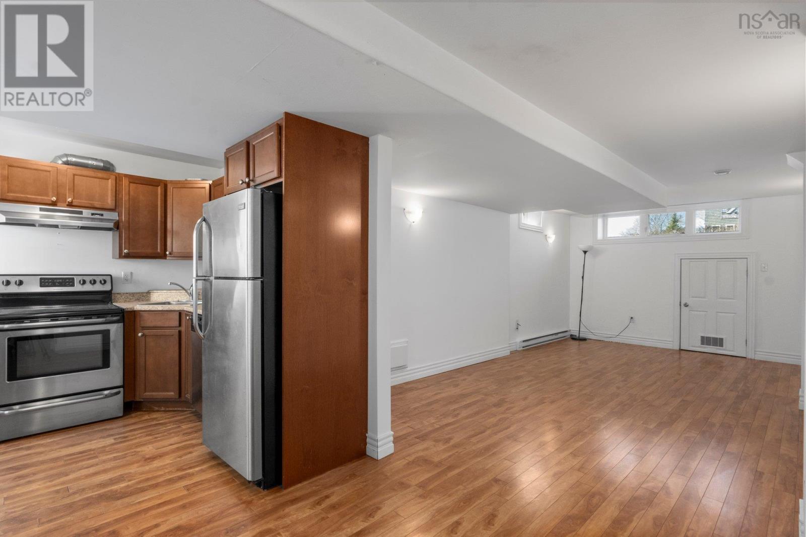 6138 & 6140 Inglis Street, Halifax, Nova Scotia  B3H 1L7 - Photo 39 - 202500977