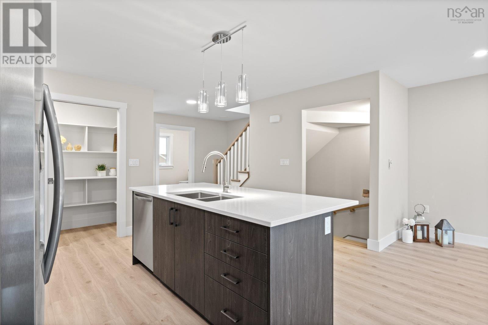 9 Viewcrest Drive, Halifax, Nova Scotia  B3S 0G6 - Photo 3 - 202500983