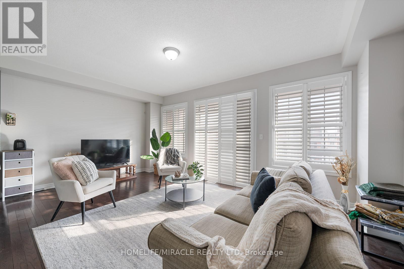 35 Fresnel Road, Brampton, Ontario  L7A 4Z2 - Photo 8 - W11928881