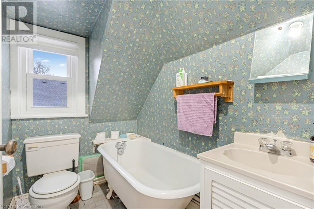 4 Forsyth Avenue N, Hamilton, Ontario  L8S 4E1 - Photo 33 - 40690411