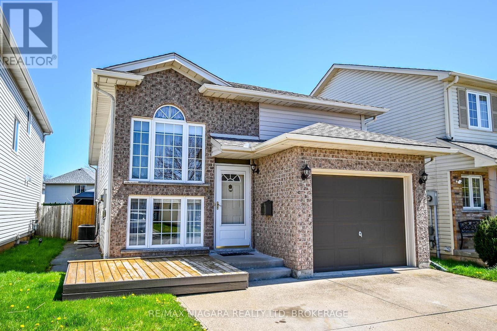 Property at 14 JENNIFER CRESCENT image 1
