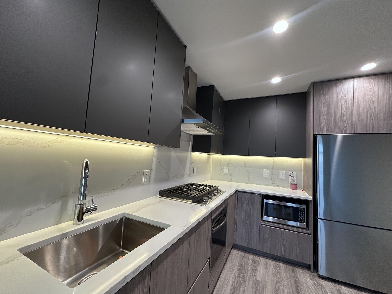 1502 10750 135a Street, Surrey, British Columbia  V3T 0V4 - Photo 10 - R2956344