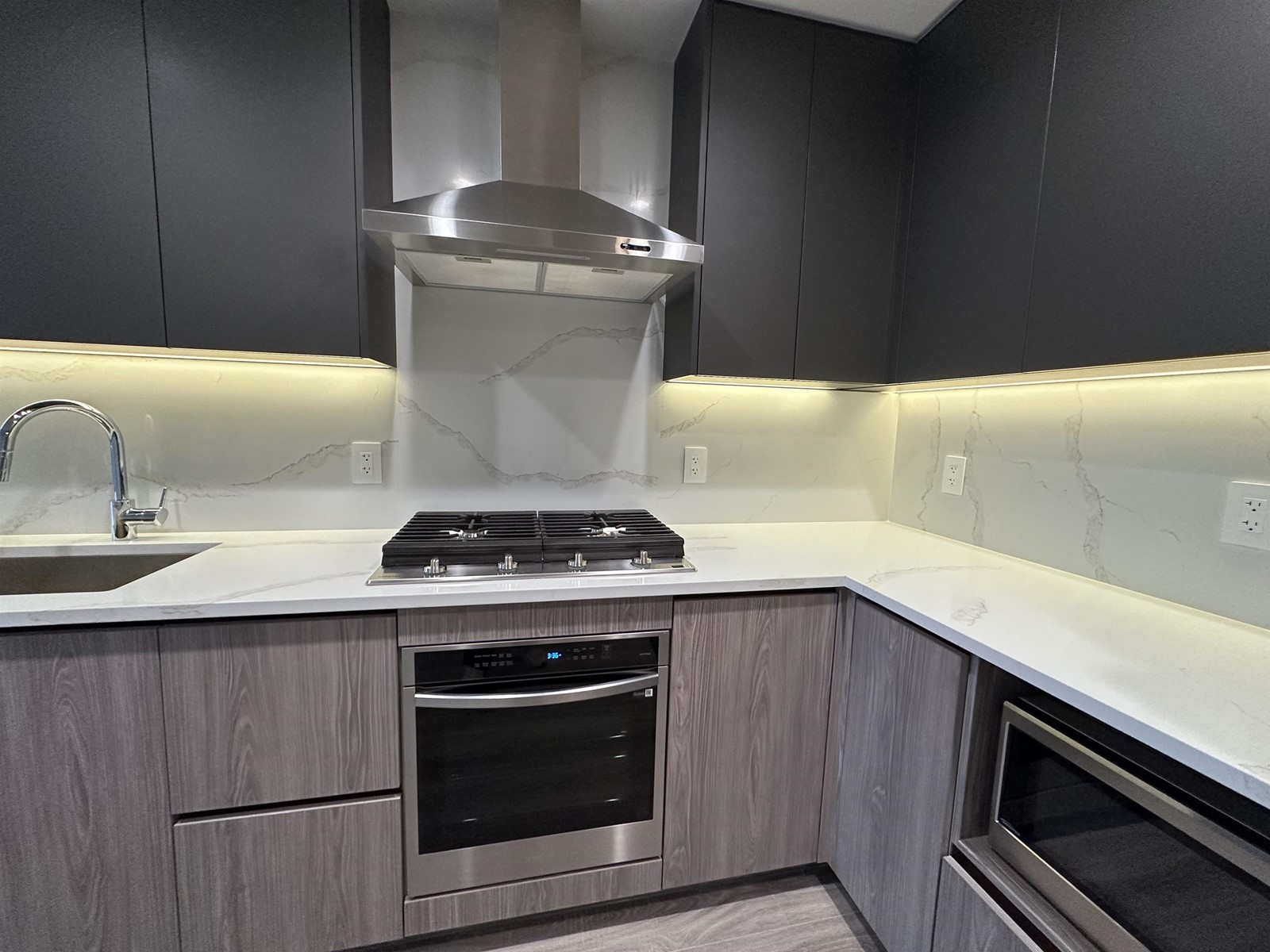 1502 10750 135a Street, Surrey, British Columbia  V3T 0V4 - Photo 9 - R2956344