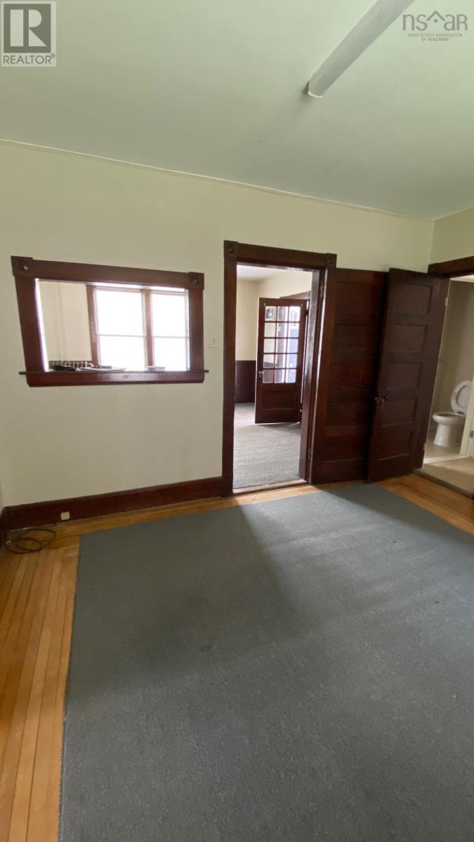 93 Dufferin Street, Bridgewater, Nova Scotia  B4V 2G4 - Photo 16 - 202501097