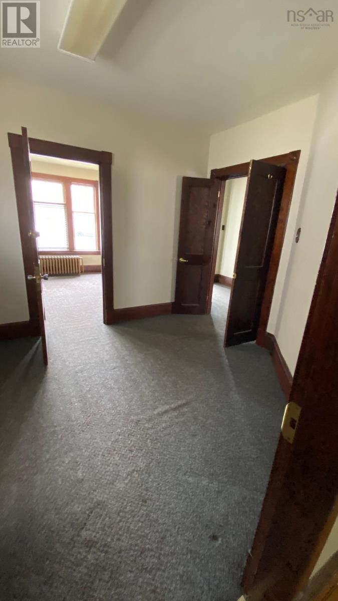 93 Dufferin Street, Bridgewater, Nova Scotia  B4V 2G4 - Photo 17 - 202501097