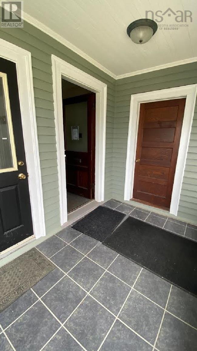 93 Dufferin Street, Bridgewater, Nova Scotia  B4V 2G4 - Photo 23 - 202501097
