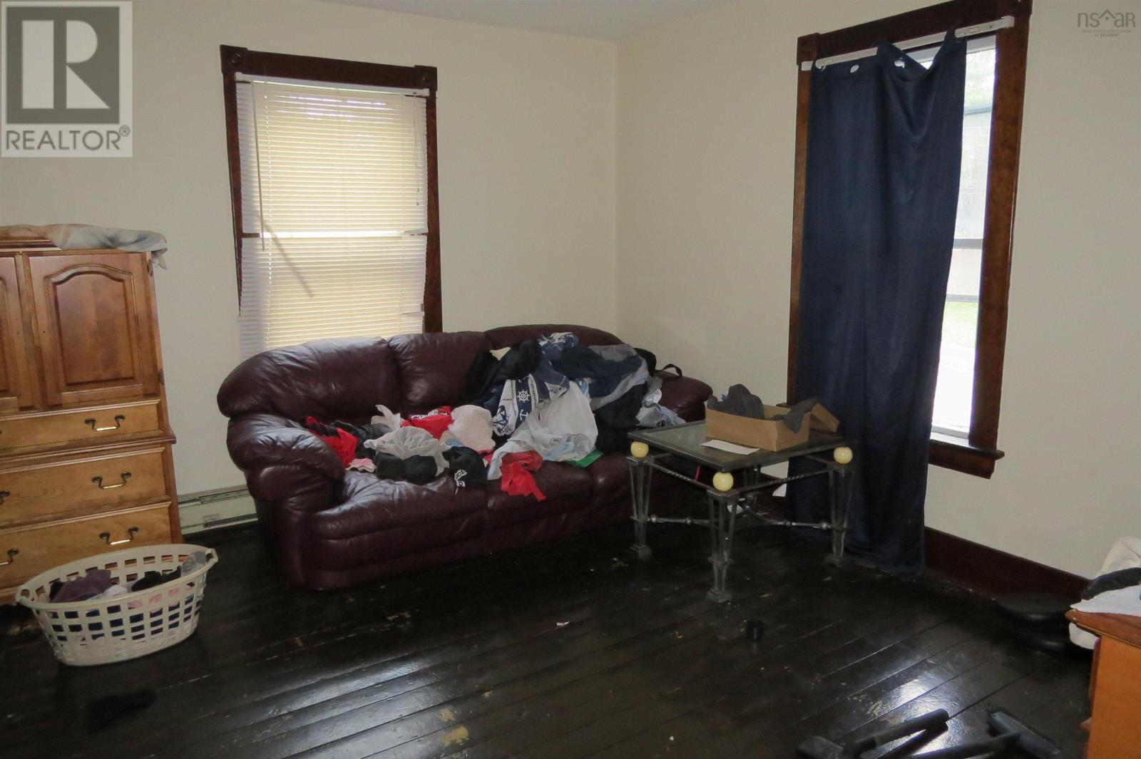 93 Dufferin Street, Bridgewater, Nova Scotia  B4V 2G4 - Photo 24 - 202501097