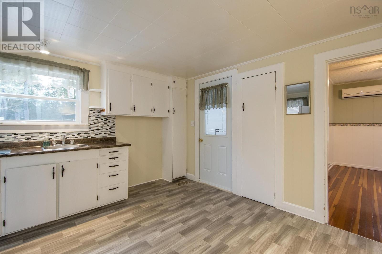452 Highway 236, Stanley, Nova Scotia  B0N 2H0 - Photo 4 - 202501105