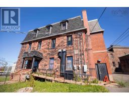 1 Lawrence Street