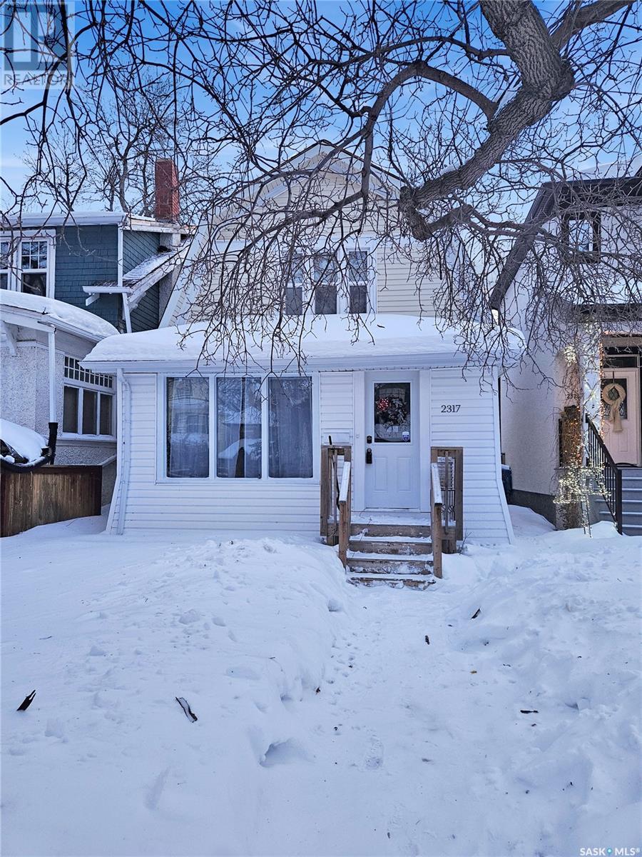 2317 Cameron Street, Regina, Saskatchewan  S4T 2W2 - Photo 1 - SK993099