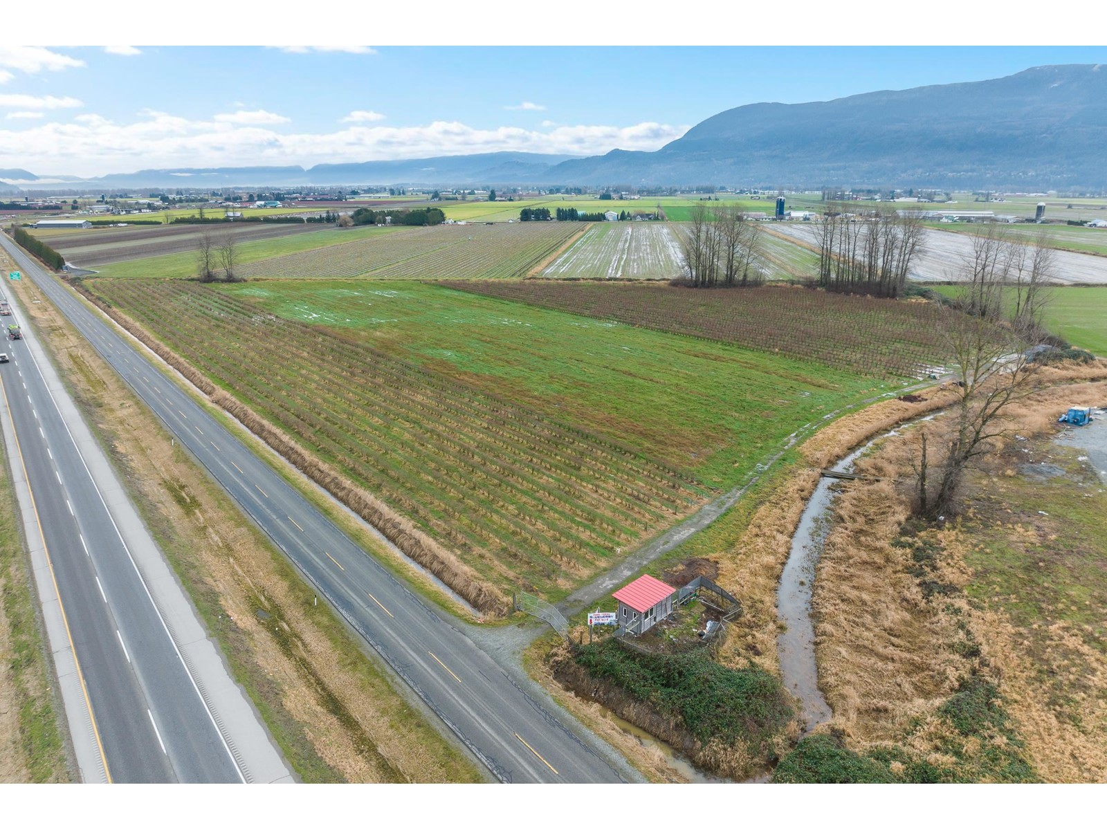 39330-39452 South Parallel Road, Abbotsford, British Columbia  V3G 2T4 - Photo 11 - R2956815