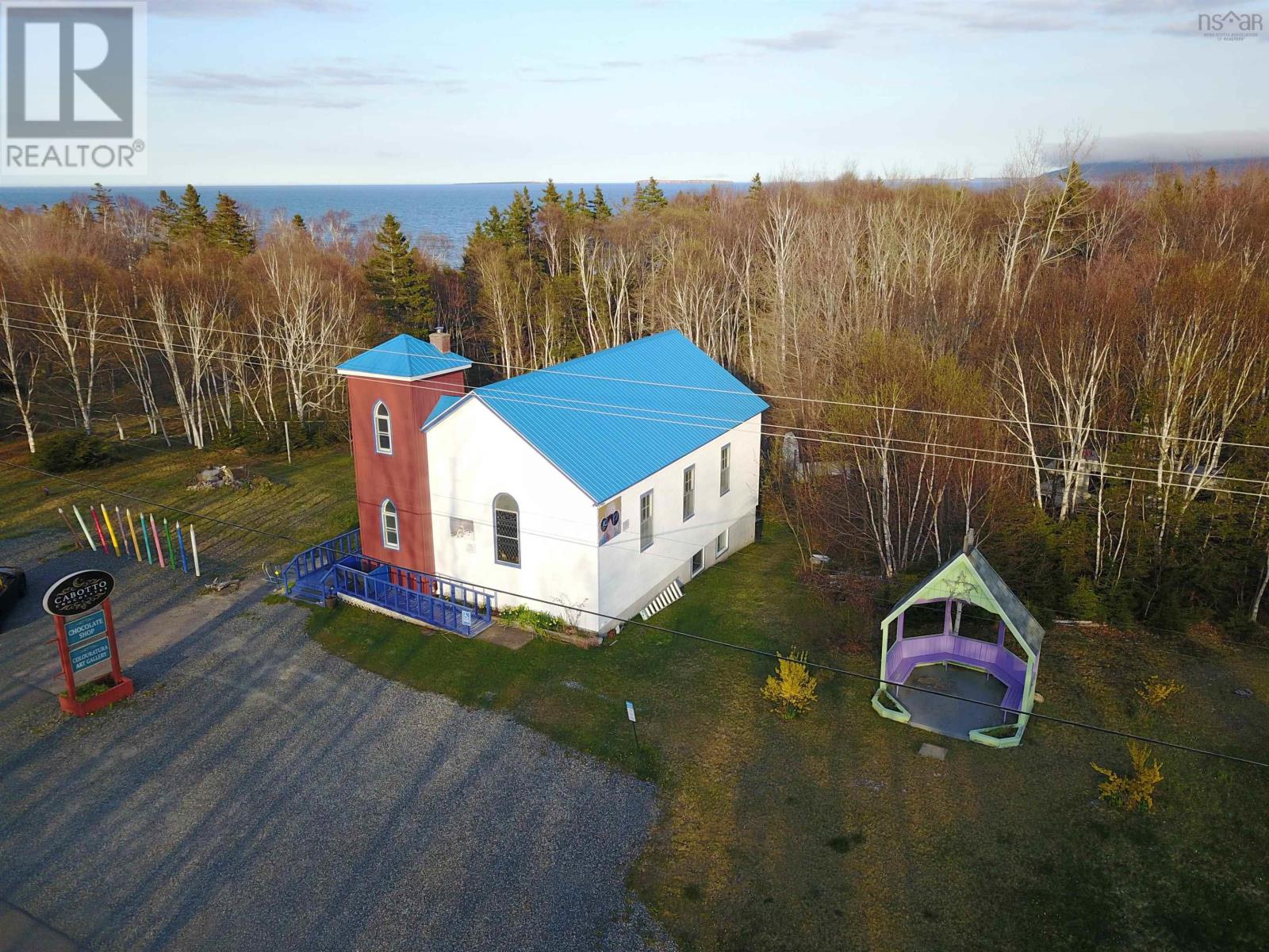 45943 Cabot Trail, Indian Brook, Nova Scotia  B0C 1H0 - Photo 37 - 202501133