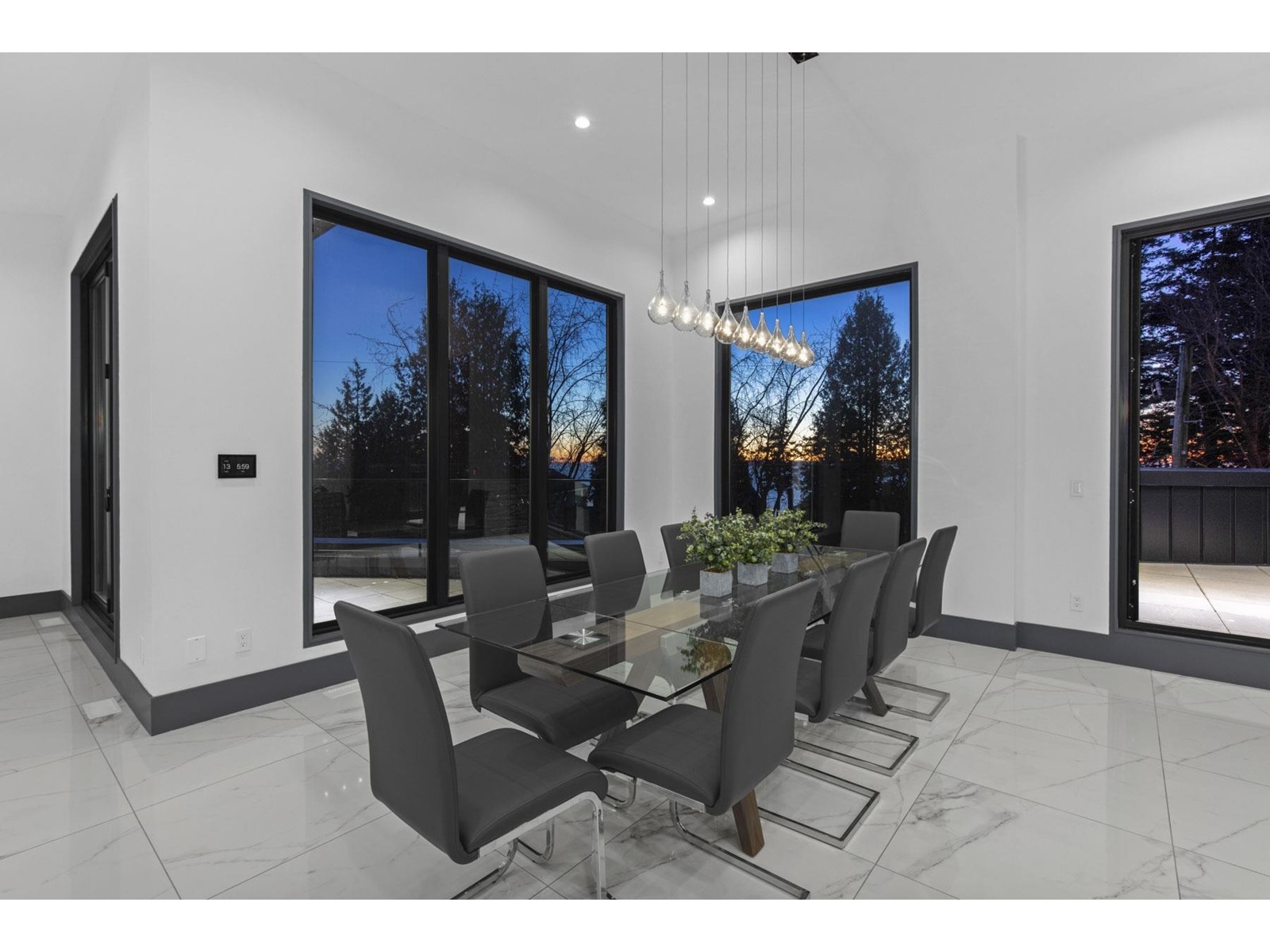 1794 Ocean Park Road, Surrey, British Columbia  V4A 3L9 - Photo 10 - R2957408