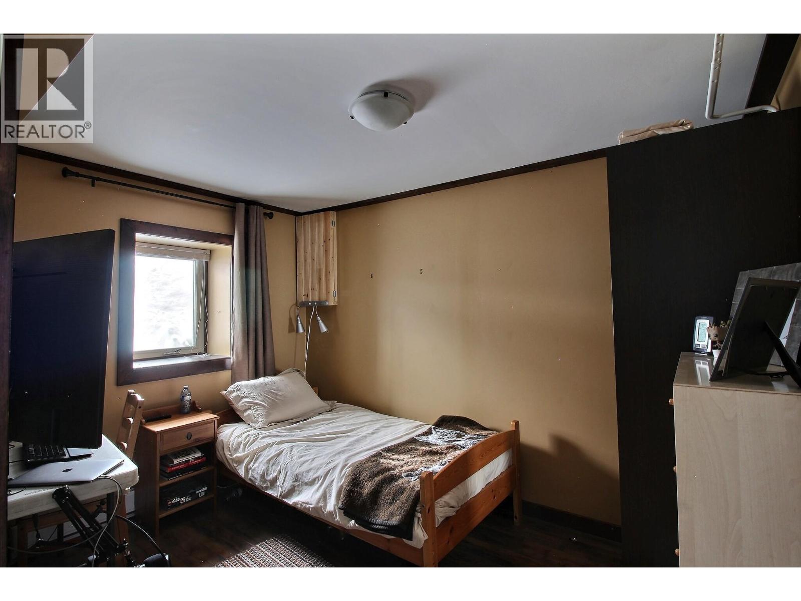 316 Stephen Avenue, Field, British Columbia V0A 1G0 - Photo 4 - 10332546