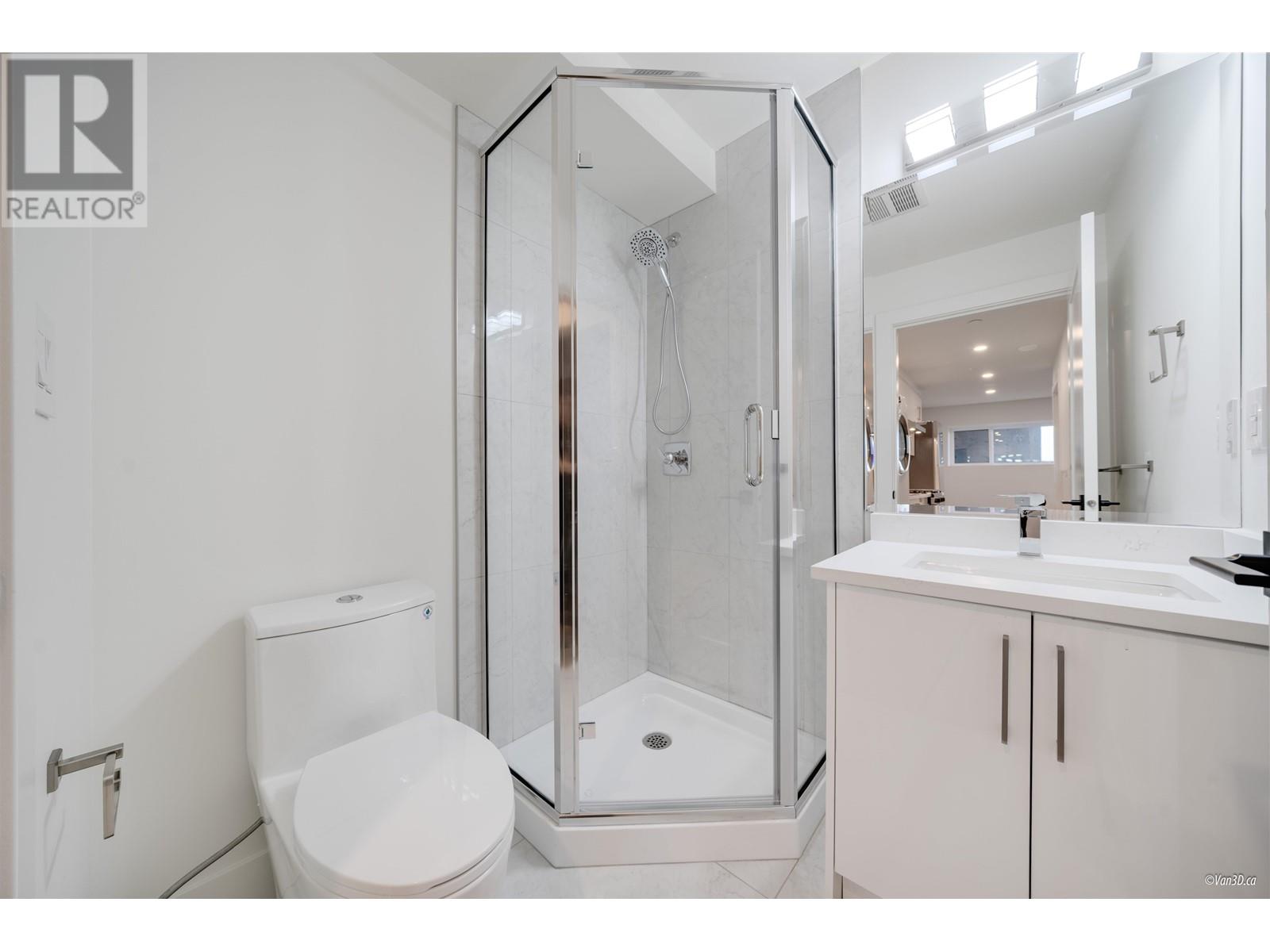 Listing Picture 30 of 40 : 1167 E 63RD AVENUE, Vancouver / 溫哥華 - 魯藝地產 Yvonne Lu Group - MLS Medallion Club Member