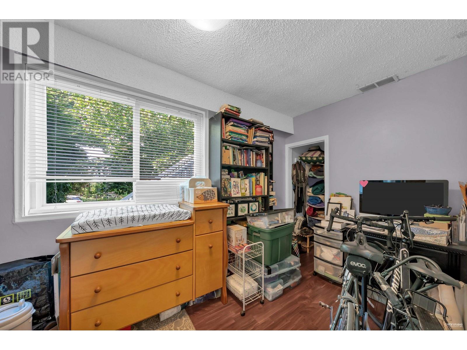 652-654 W 24th Avenue, Vancouver, British Columbia  V5Z 2B6 - Photo 30 - R2957382