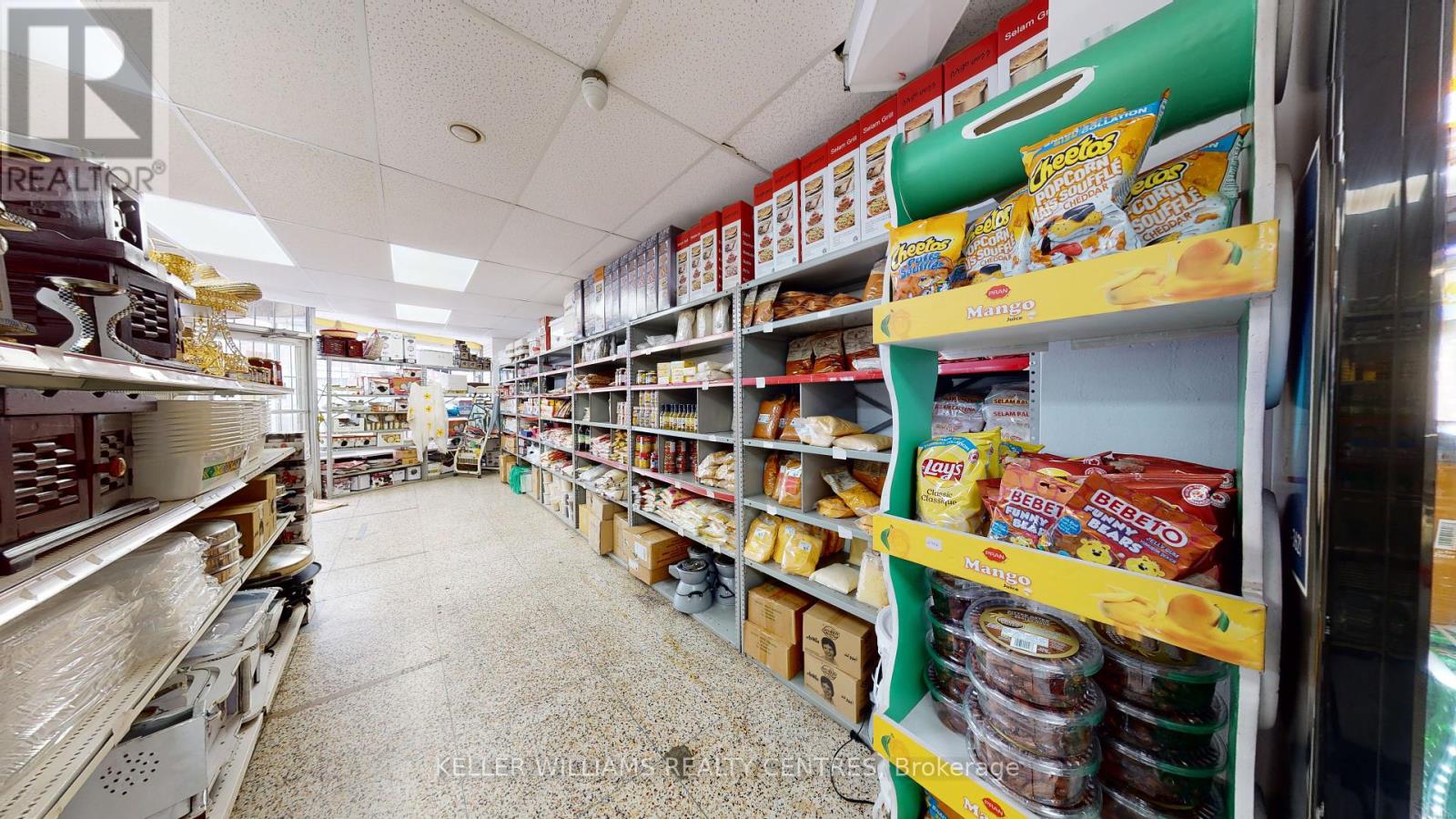 621 Vaughan Road, Toronto (Oakwood Village), Ontario  M6C 2R4 - Photo 7 - C11929199