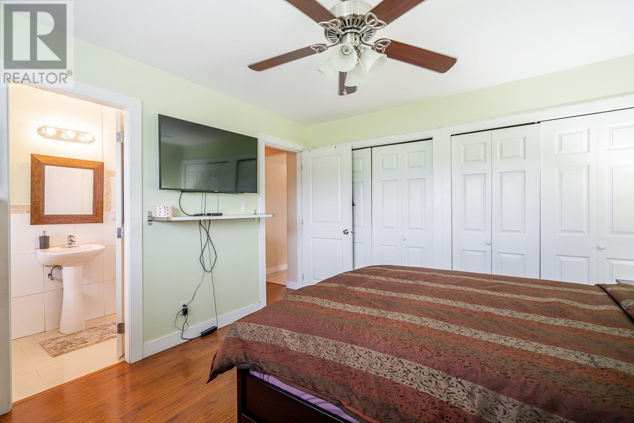 1247 Ewen Avenue, New Westminster, British Columbia  V3M 5E5 - Photo 15 - R2952405