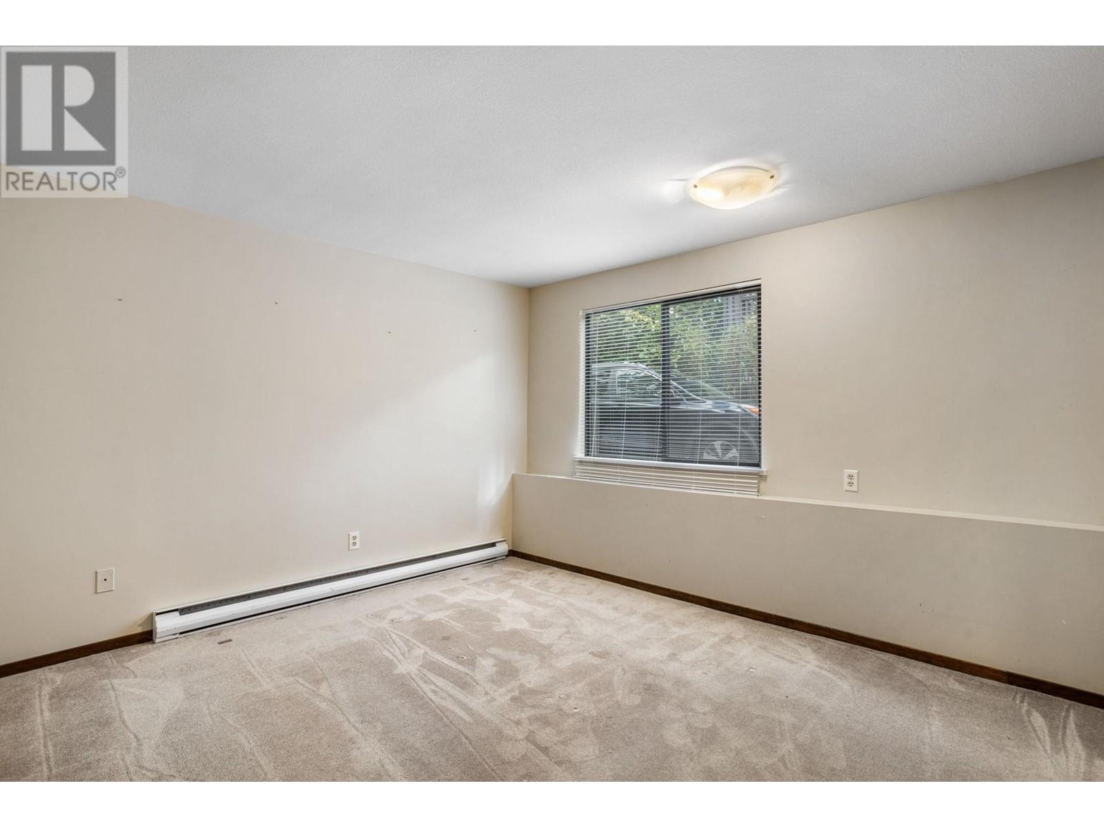 Listing Picture 29 of 40 : 2312 W 6TH AVENUE, Vancouver / 溫哥華 - 魯藝地產 Yvonne Lu Group - MLS Medallion Club Member