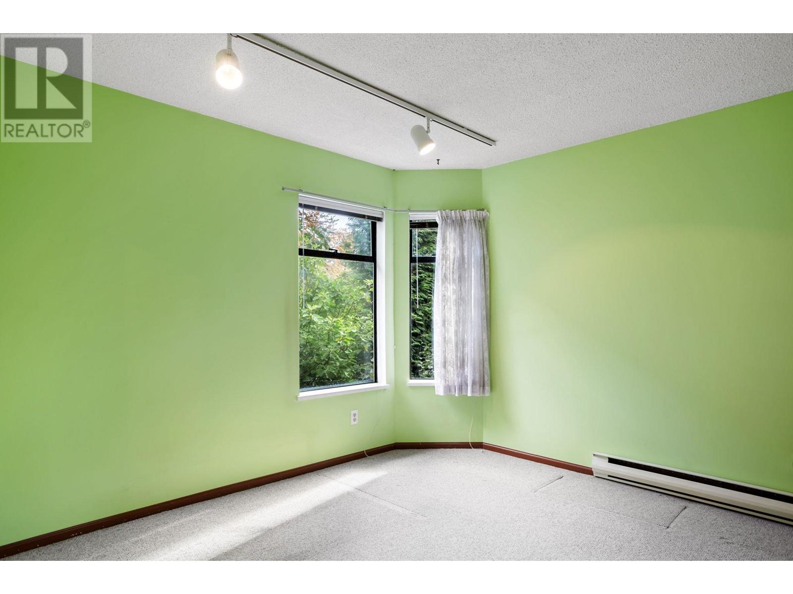 Listing Picture 20 of 40 : 2312 W 6TH AVENUE, Vancouver / 溫哥華 - 魯藝地產 Yvonne Lu Group - MLS Medallion Club Member