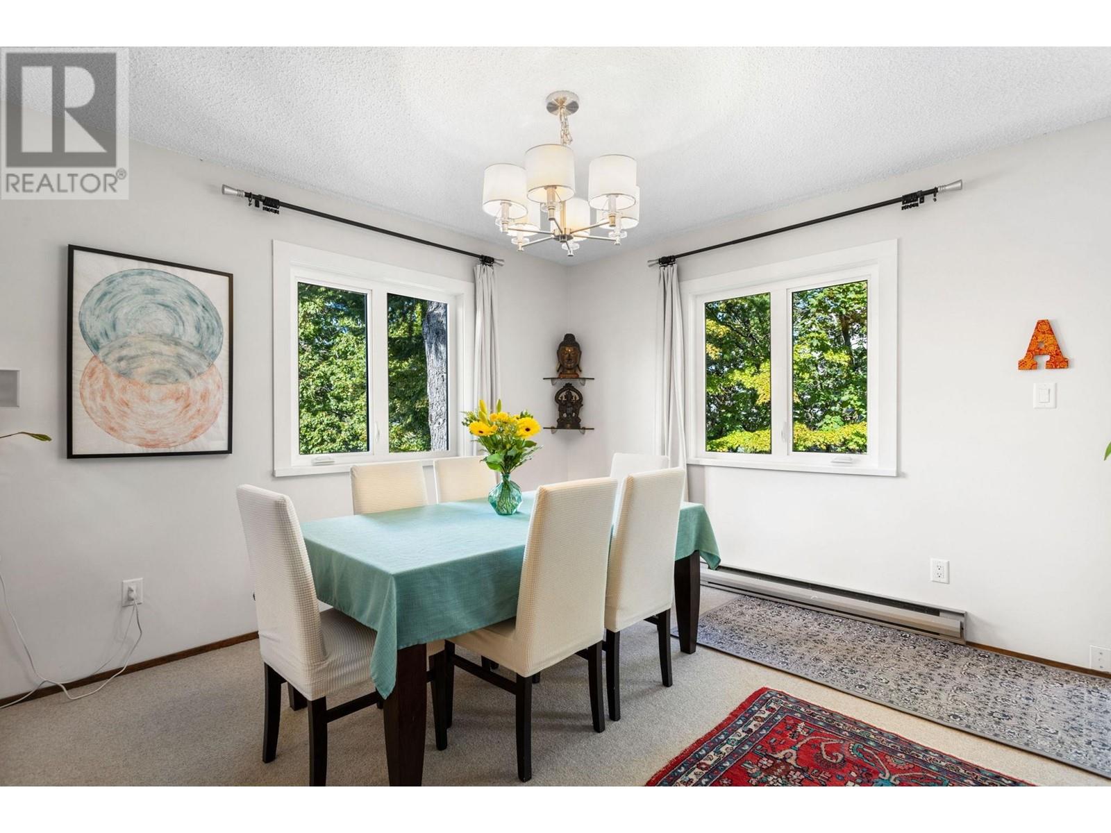 Listing Picture 8 of 40 : 2312-2318 W 6TH AVENUE, Vancouver / 溫哥華 - 魯藝地產 Yvonne Lu Group - MLS Medallion Club Member