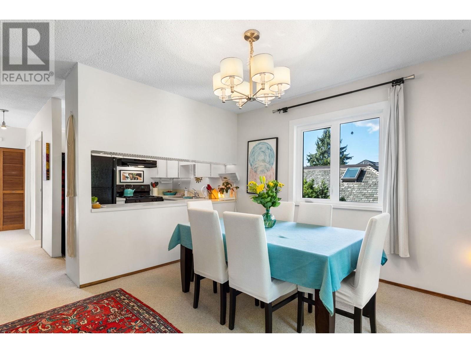 Listing Picture 7 of 40 : 2312-2318 W 6TH AVENUE, Vancouver / 溫哥華 - 魯藝地產 Yvonne Lu Group - MLS Medallion Club Member