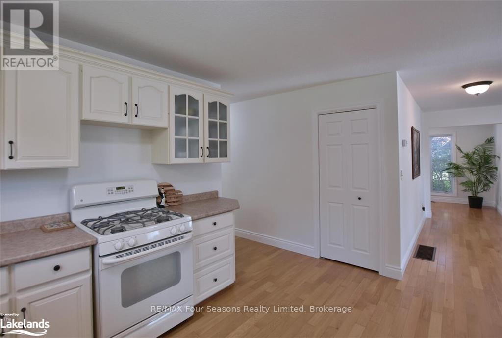 154 Sutter Street, Grey Highlands, Ontario  N0C 1E0 - Photo 18 - X11929283