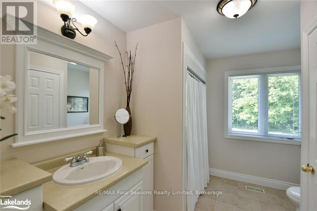 154 Sutter Street, Grey Highlands, Ontario  N0C 1E0 - Photo 22 - X11929283
