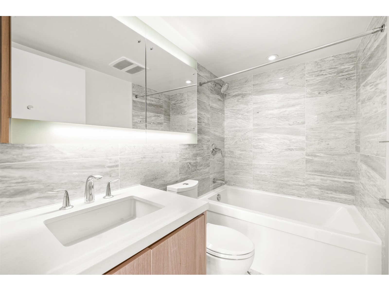 3306 13696 100 Avenue, Surrey, British Columbia  V3T 0L5 - Photo 19 - R2957489