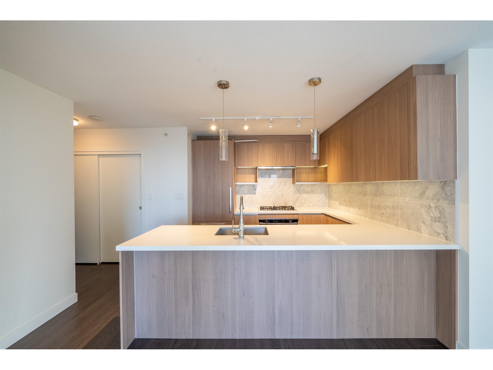 Property at 3306 13696 100 AVENUE image 4