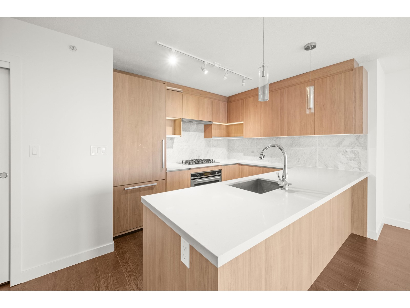 Property at 3306 13696 100 AVENUE image 5