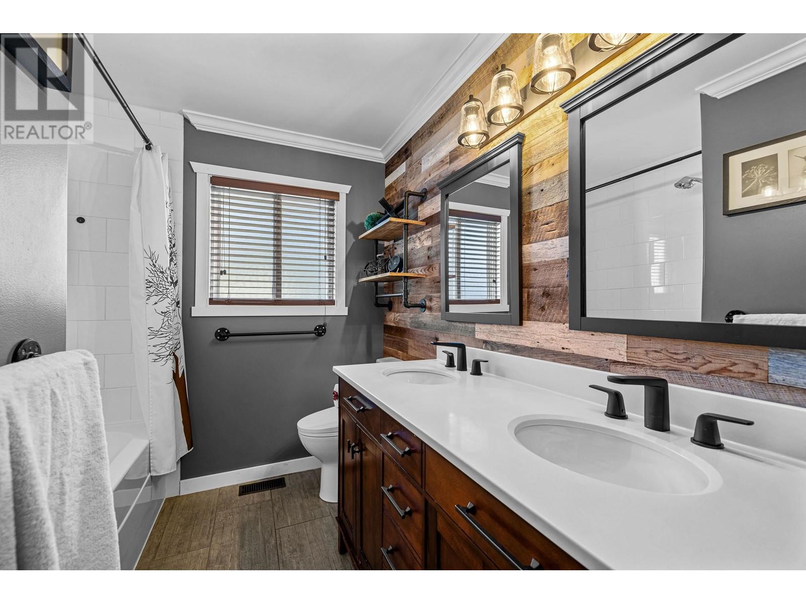 11645 212th Street, Maple Ridge, British Columbia  V2X 4Z6 - Photo 17 - R2957166