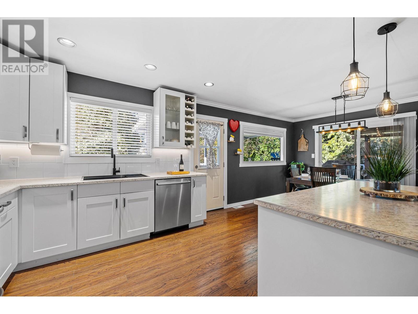 11645 212th Street, Maple Ridge, British Columbia  V2X 4Z6 - Photo 12 - R2957166