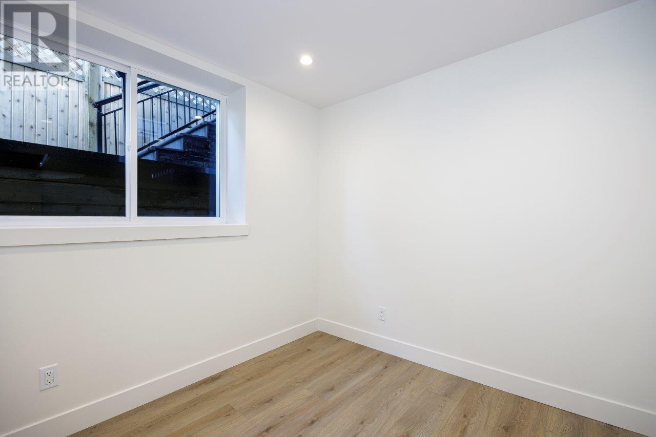 230 E 20th Street, North Vancouver, British Columbia  V7L 3A5 - Photo 40 - R2956967