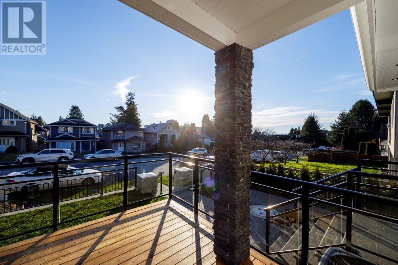 230 E 20th Street, North Vancouver, British Columbia  V7L 3A5 - Photo 9 - R2956967