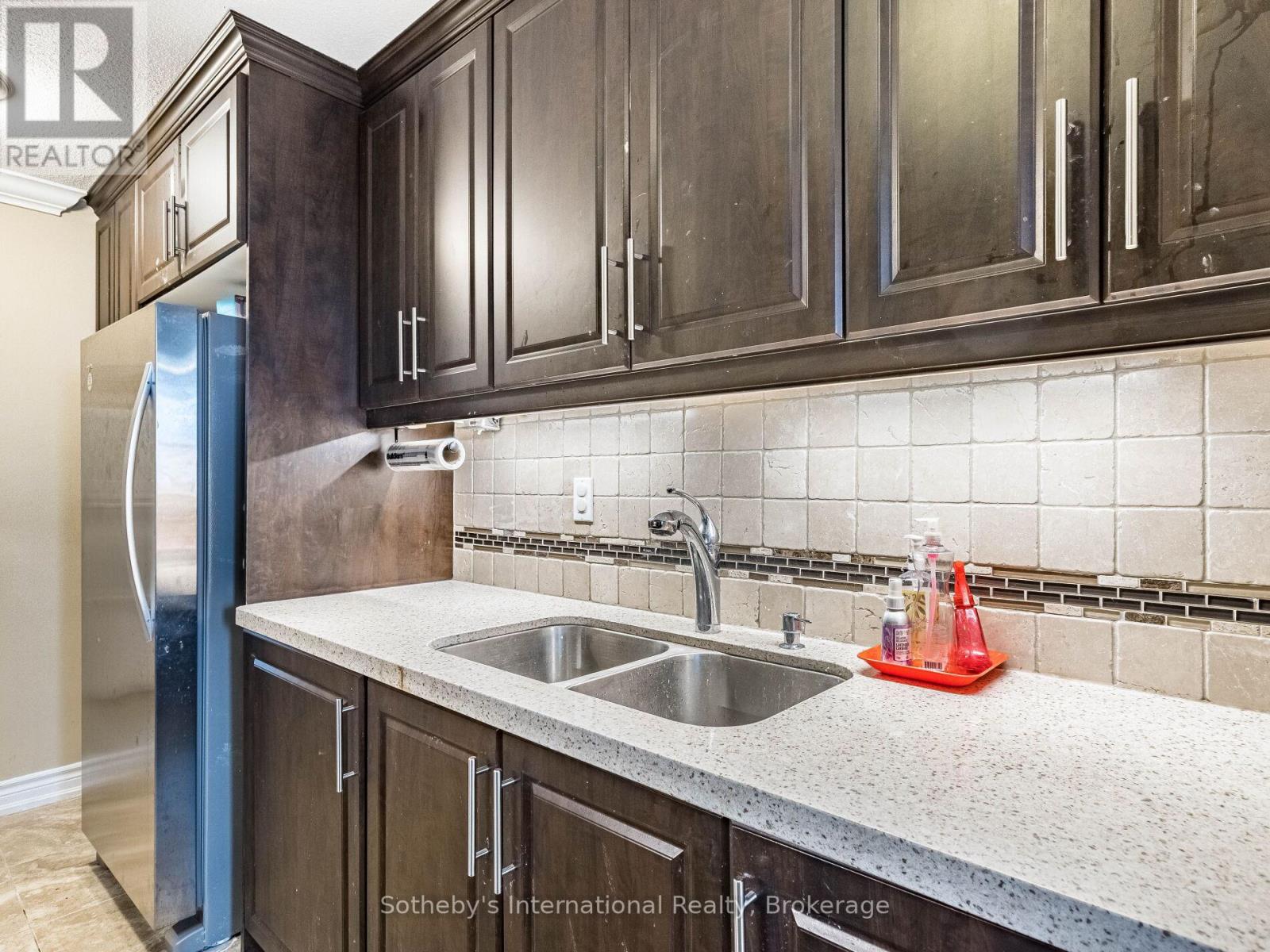 1102 - 3120 Kirwin Avenue, Mississauga, Ontario  L5A 3R2 - Photo 11 - W11929392
