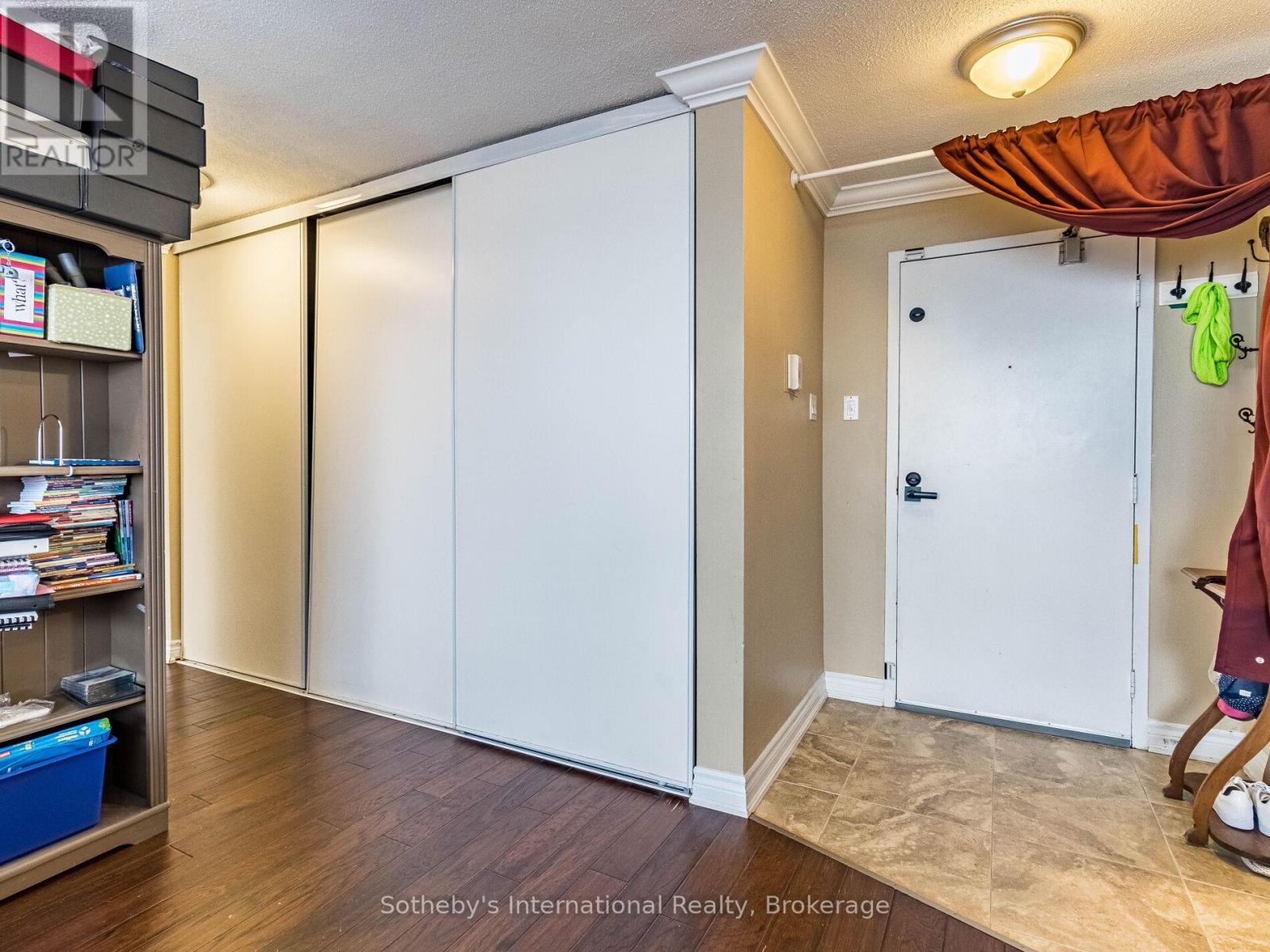 1102 - 3120 Kirwin Avenue, Mississauga, Ontario  L5A 3R2 - Photo 15 - W11929392